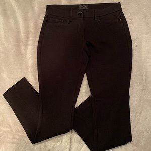 The Slim pants from White House Black Market size 0P.